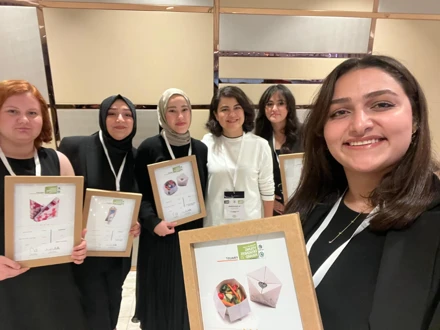 Selçuk Üniversitesi Pro Carton Young Designers Award 2025 yine adından söz ettirdi.